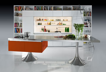 Version Verlauf Schwarz mit roter Front.jpg